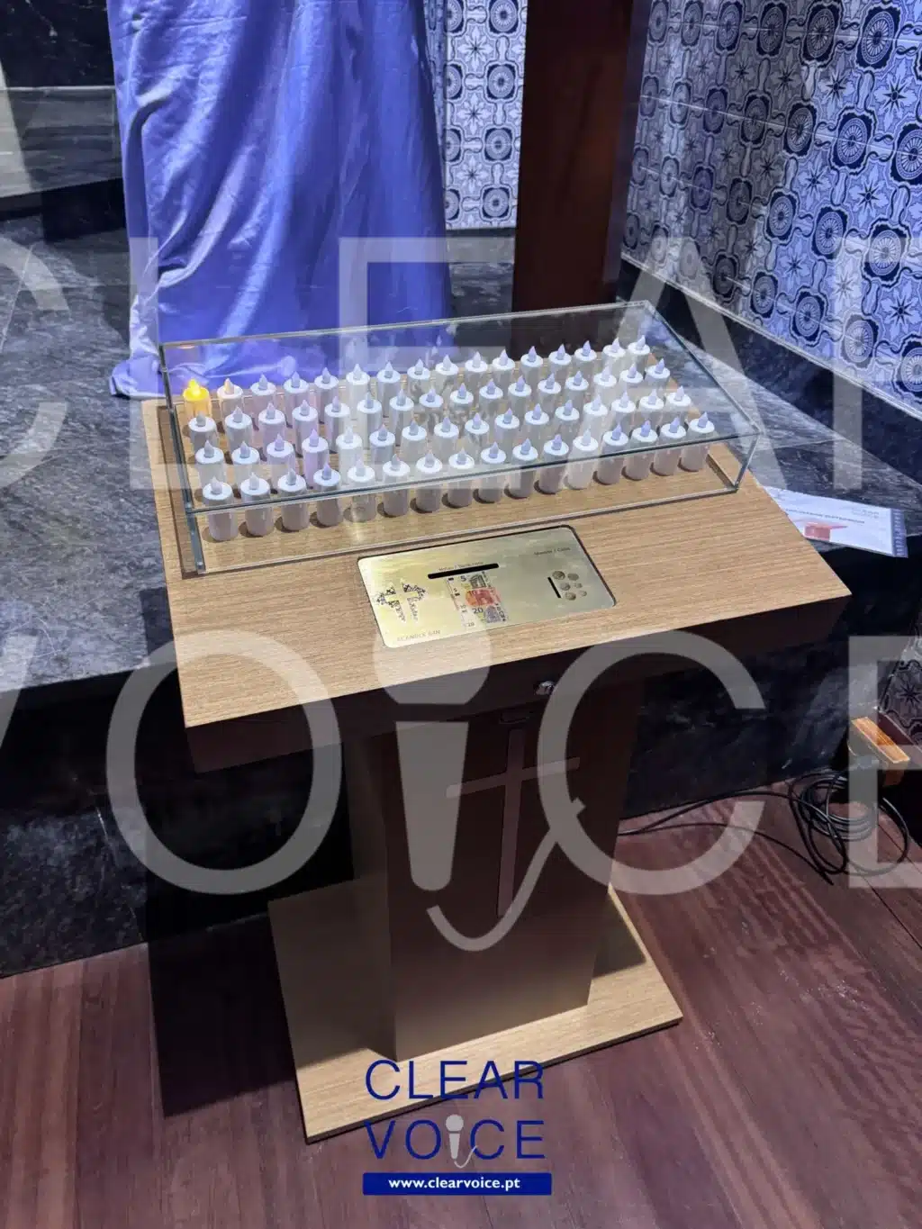 Lampadário de madeira com noteiro (5€, 10€ e 20€) - 64, 128 ou 256 velas